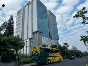 sewa bus malang solo